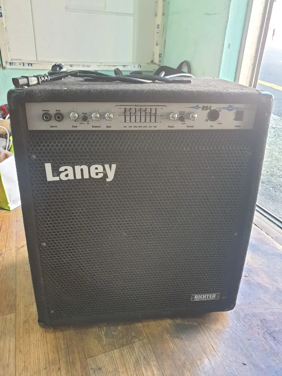 LANEY(RB4) 레이니 베이스엠프