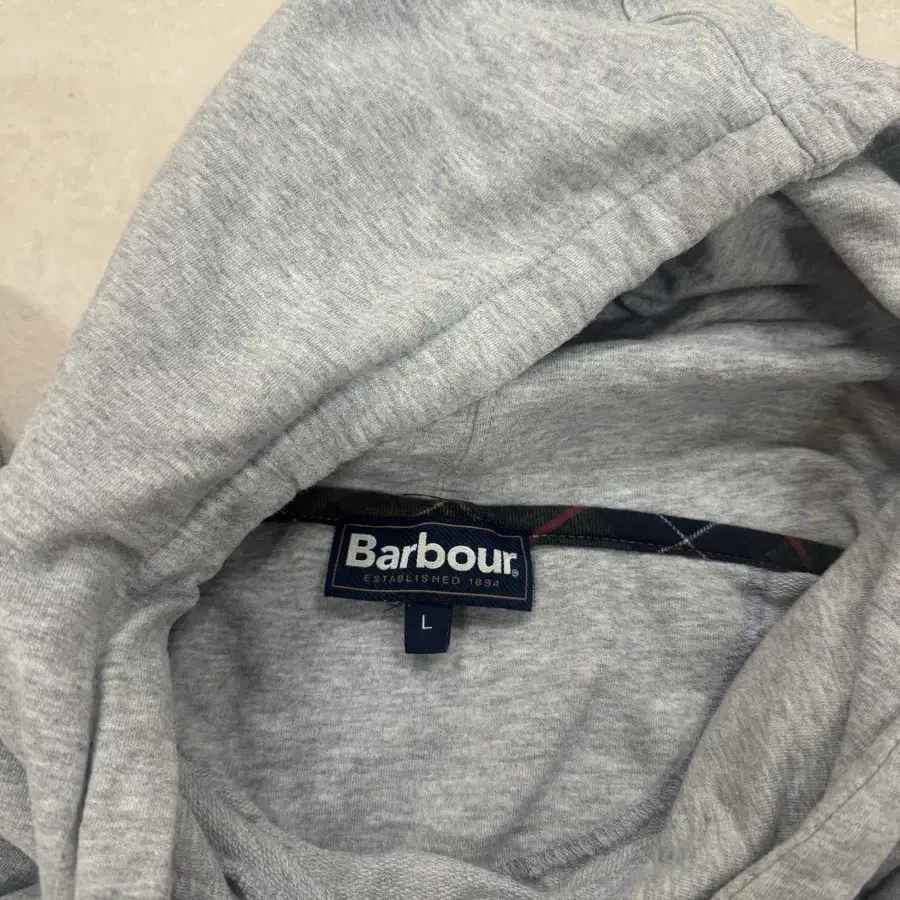 바버 회색 후드티 라지 Large L barbour