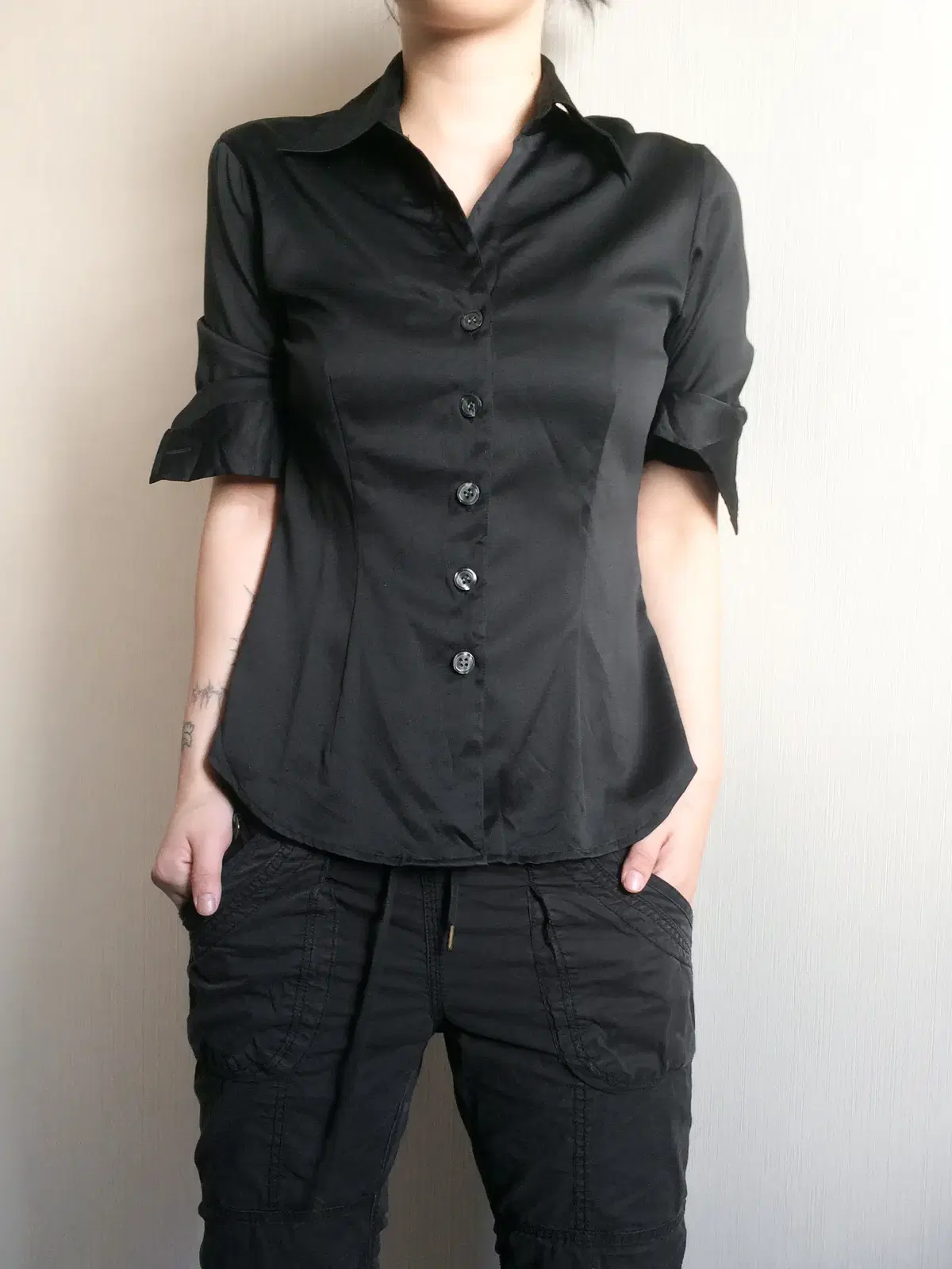 Black shirt