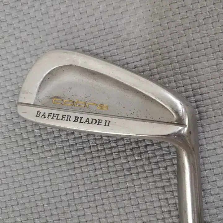 코브라 COBRA BAFFLER BLADE2 8번 아이언카본