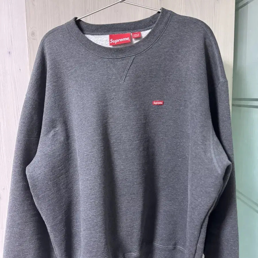 Supreme Small Box Crewneck Charcoal M