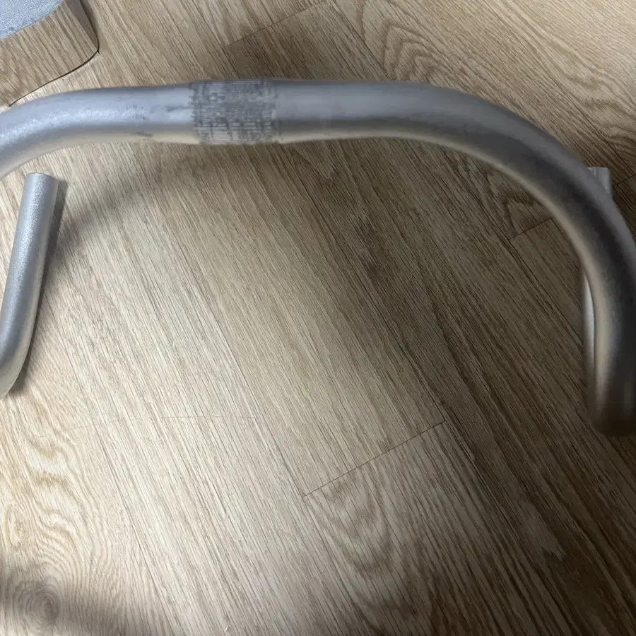 Nitto  B115 400mm 핸들바, 일반 트랙바