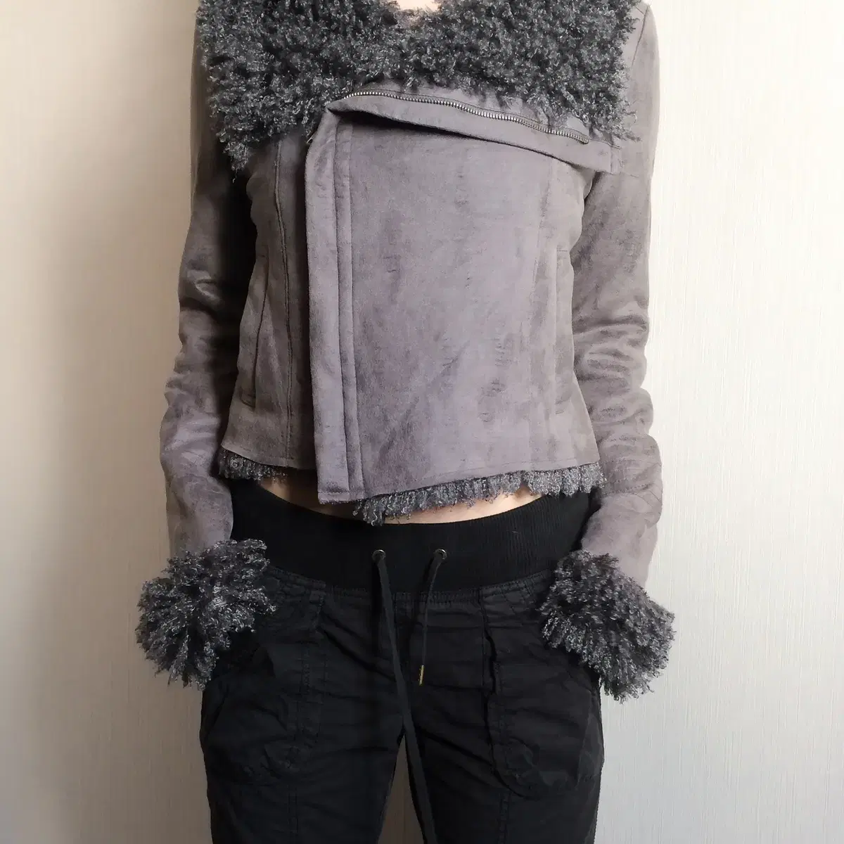 Fake fur leather high neck mustang