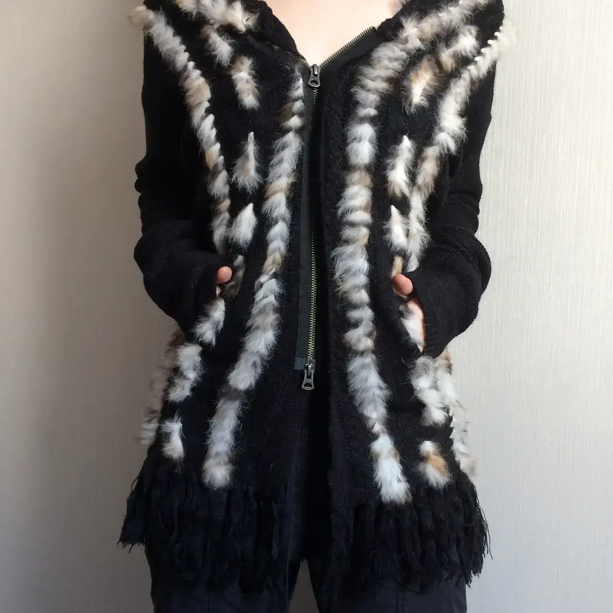 Fur trimming fringe point knit zip up