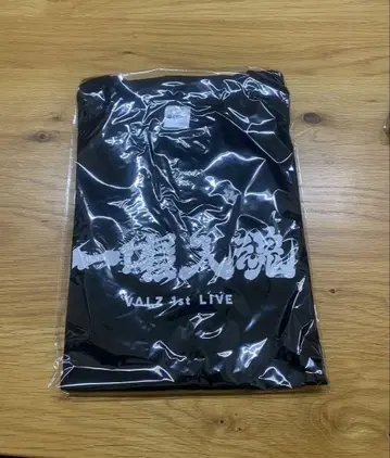 VLZ1stLIVE "(일창입혼)" 티셔츠