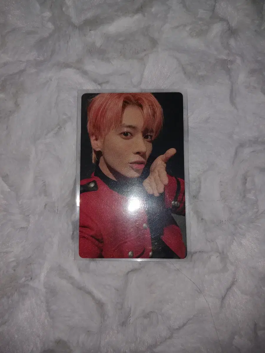 txt japan membership chuu poca taehyun sell chuu taehyun