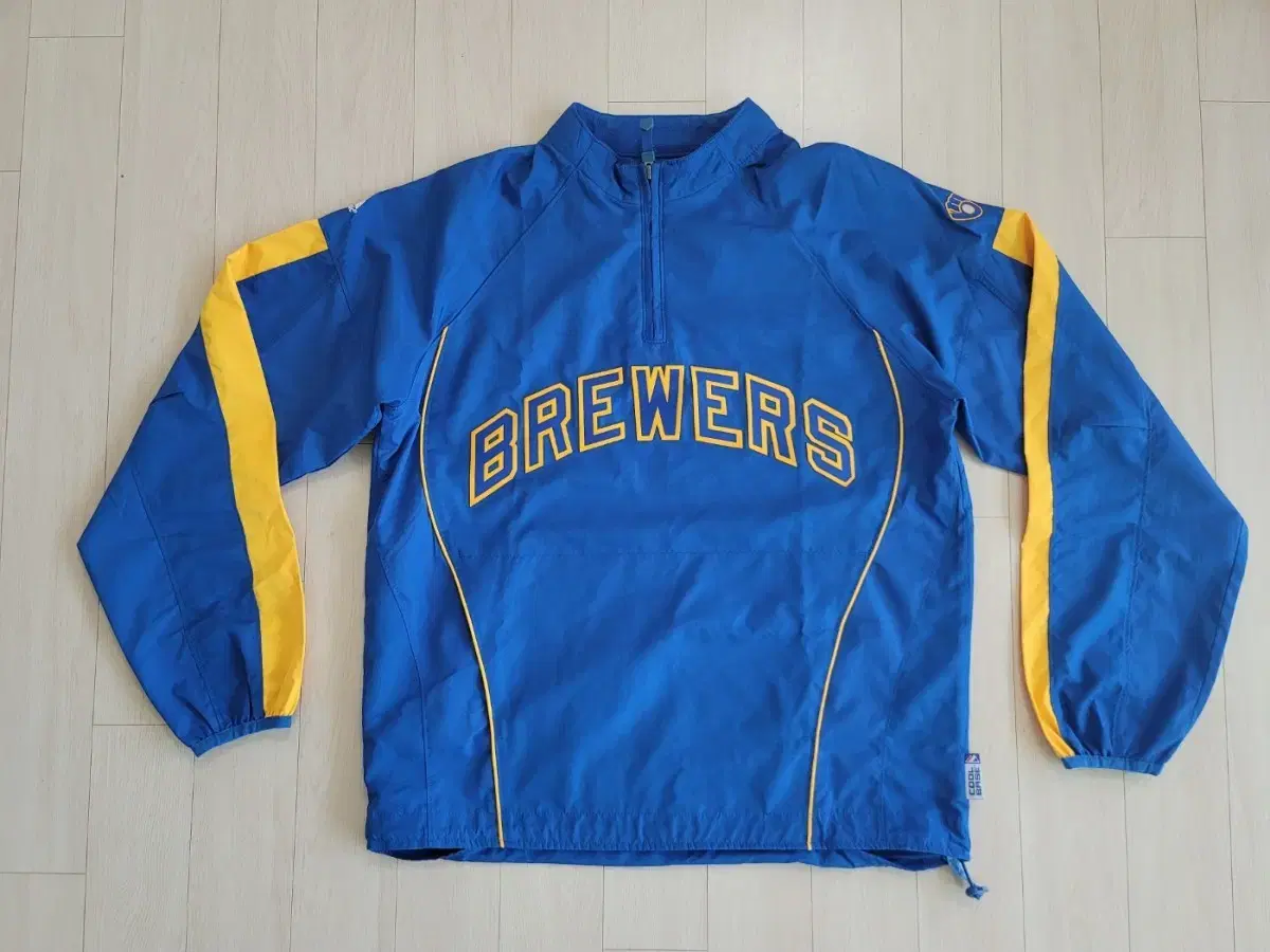 Majestic Authentic Collection Milwaukee Brewers Cool Base Windbreaker S (95 to 100)