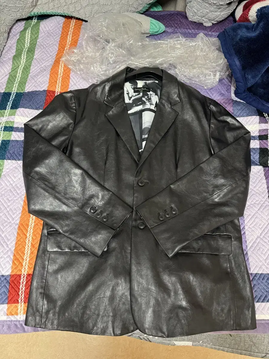 Overfitted leather blazer