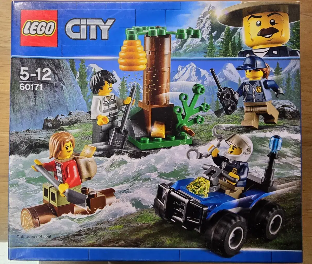 LEGO City 60171 Thieves in the Forest