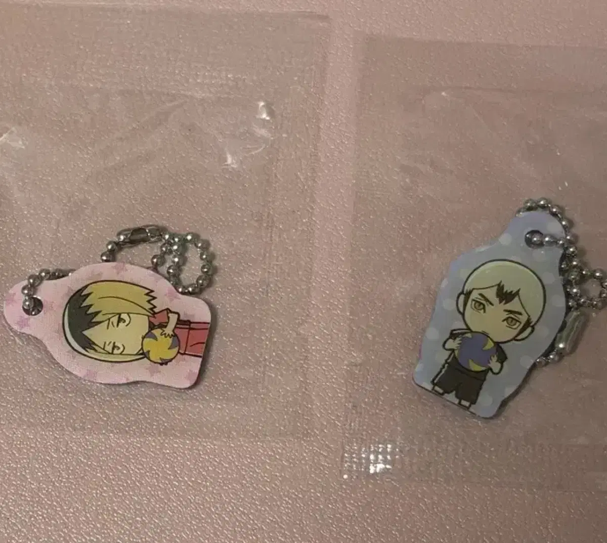 [Jun. Registration Free] haikyuu Goods Kenma Kita Atsumu Mini Champ Metal keyring Bulk