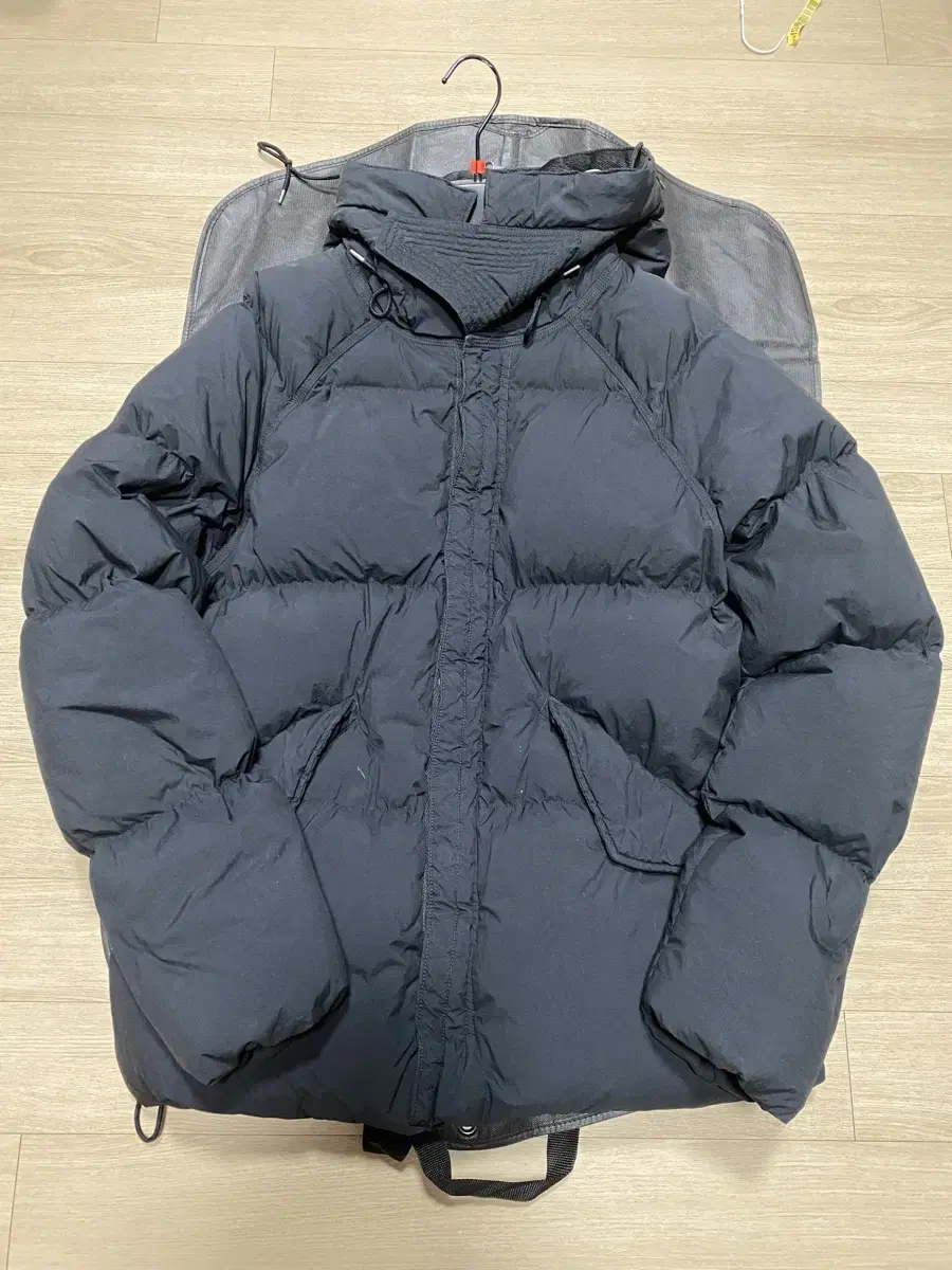 TEN Arctic Hooded Down Padding Black Size 50