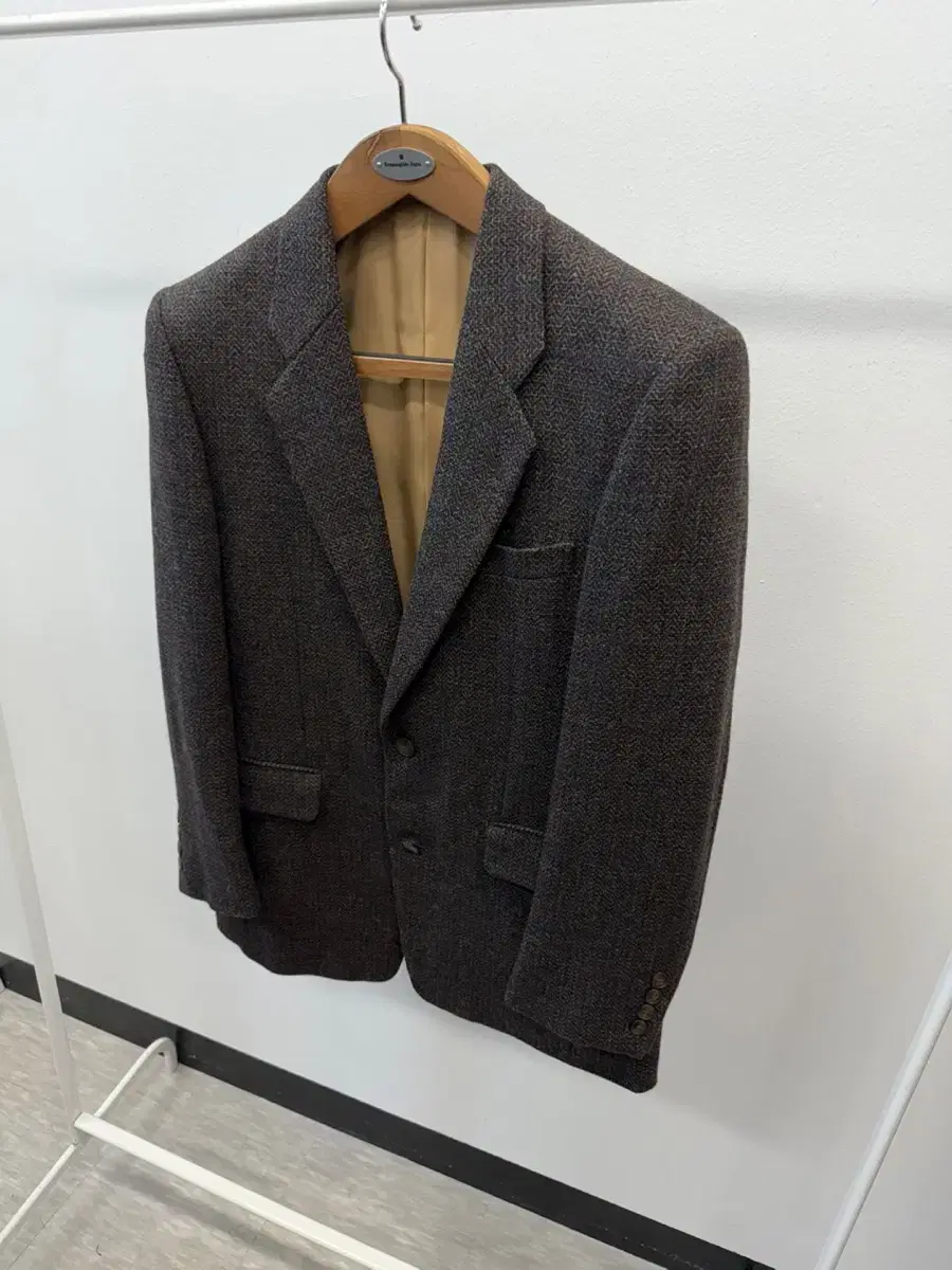 100) Christian Dior Classic Herringbone Jacket