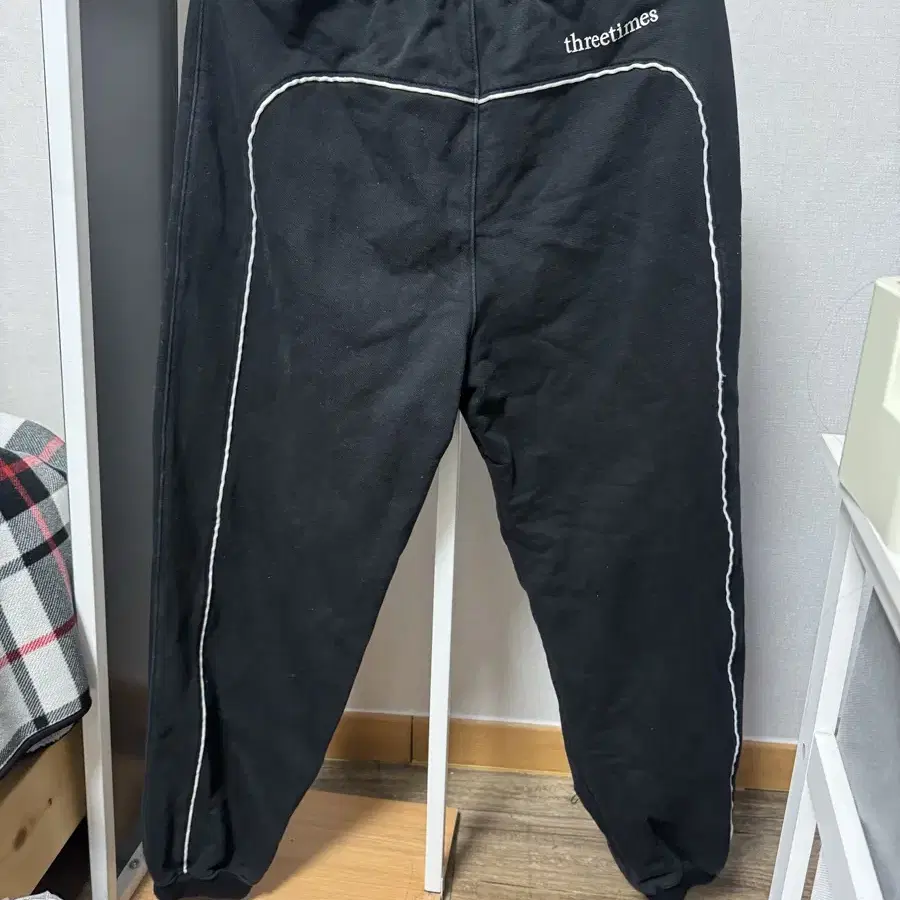 쓰리타임즈 추리닝바지 the piping sweatpants S사이즈