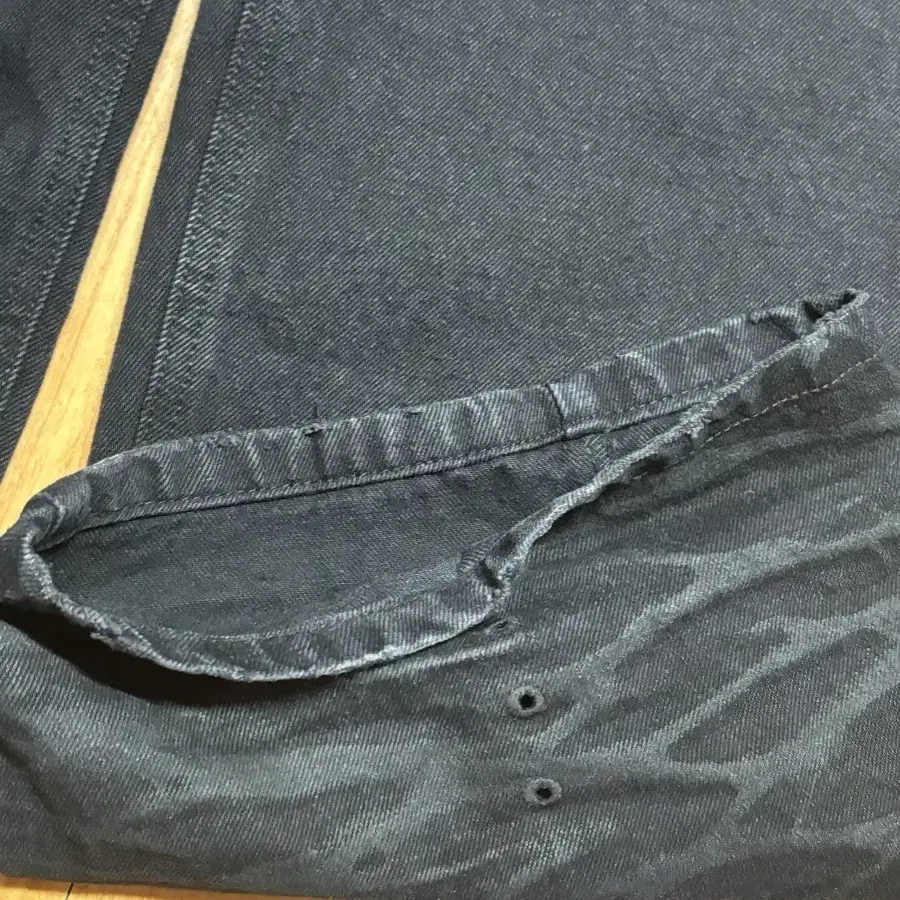 Munam무남 데님 Embossing wide baggy denim