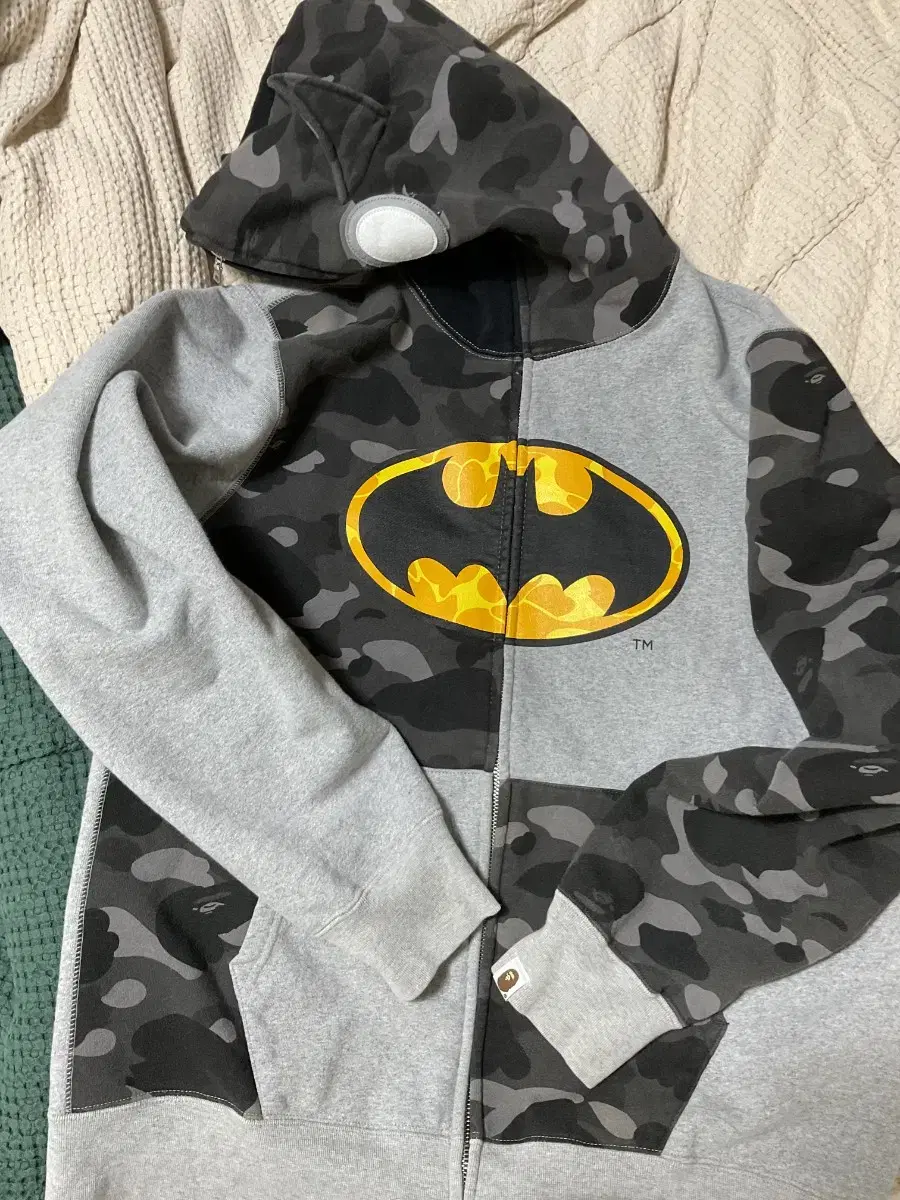 Vape X DC Batman Full Zip Hoodie Gray Hoodie Zip Up