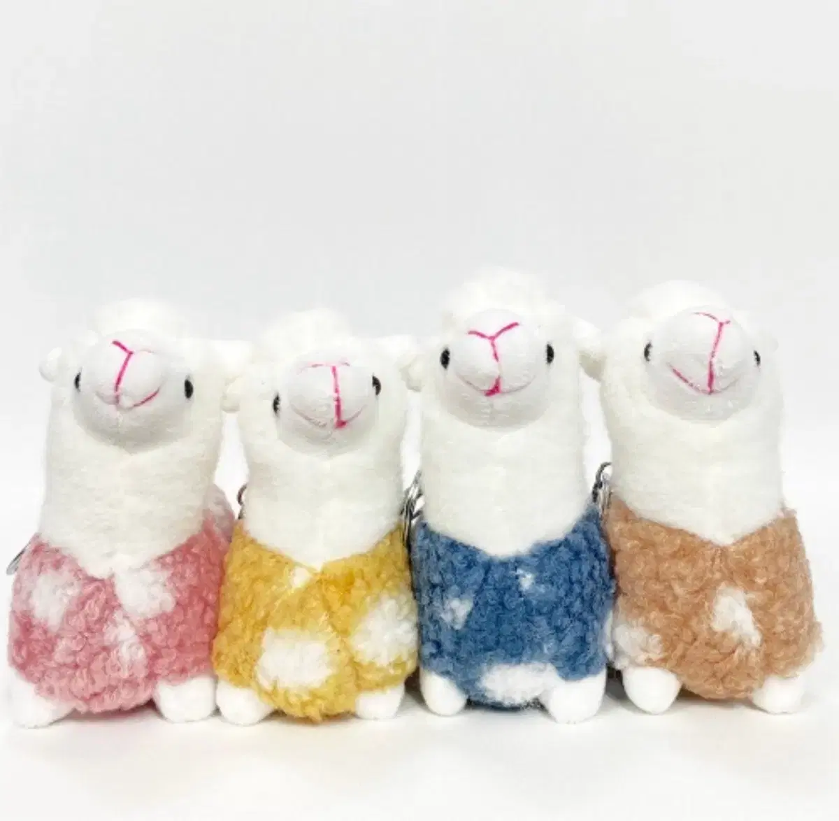 Alpaca doll keyring