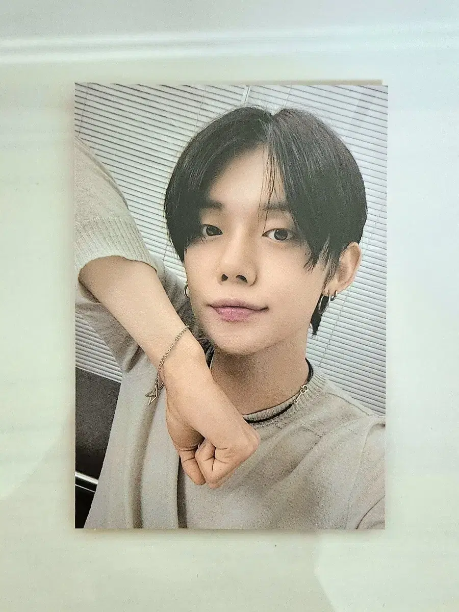 txt yeonjun bracelet photocard