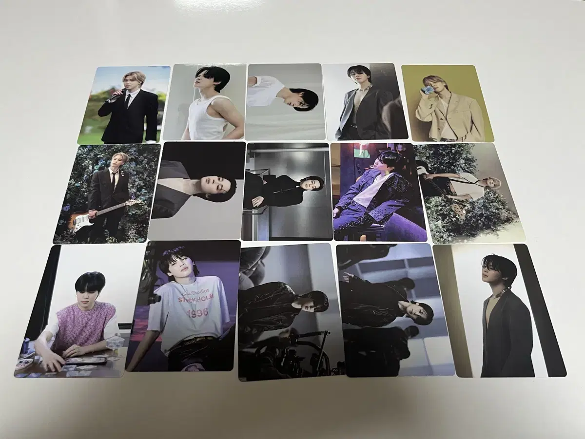 Unsealed) bangtan jimin Set of exhibition photo cards.