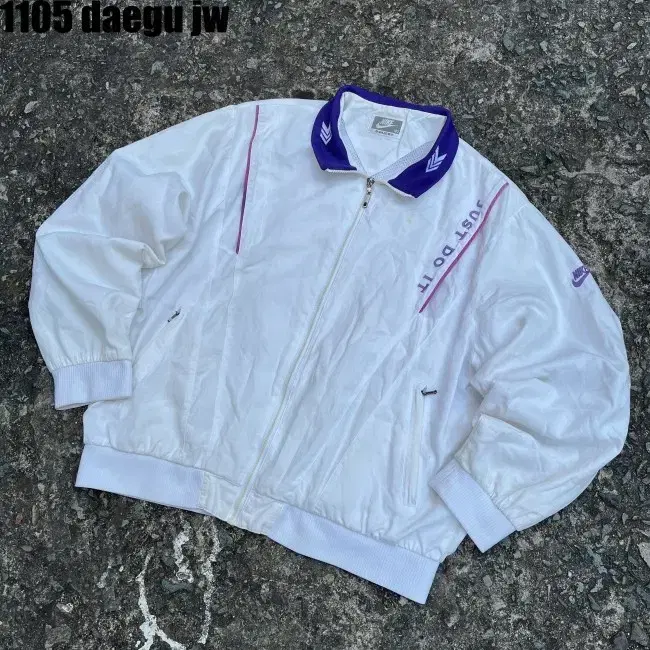 100 NIKE JACKET 나이키 자켓 삼나스포츠