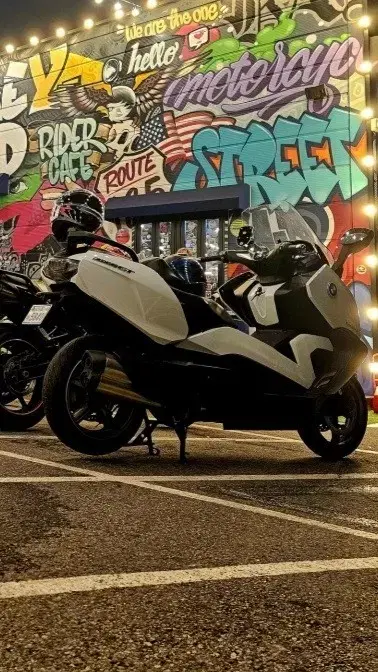 17년식 BMW C650GT