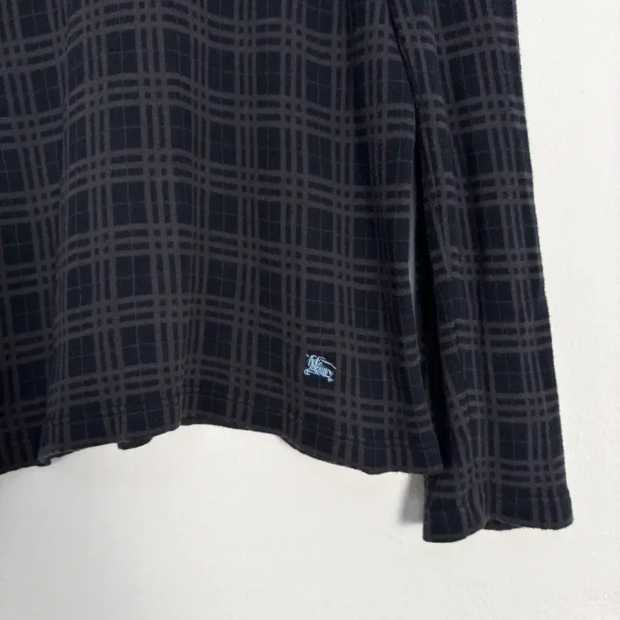 vintage Burberry Balck label turtleneck