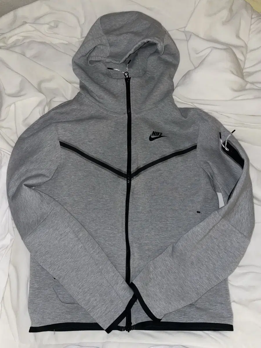 Nike Techpack size S for sale!