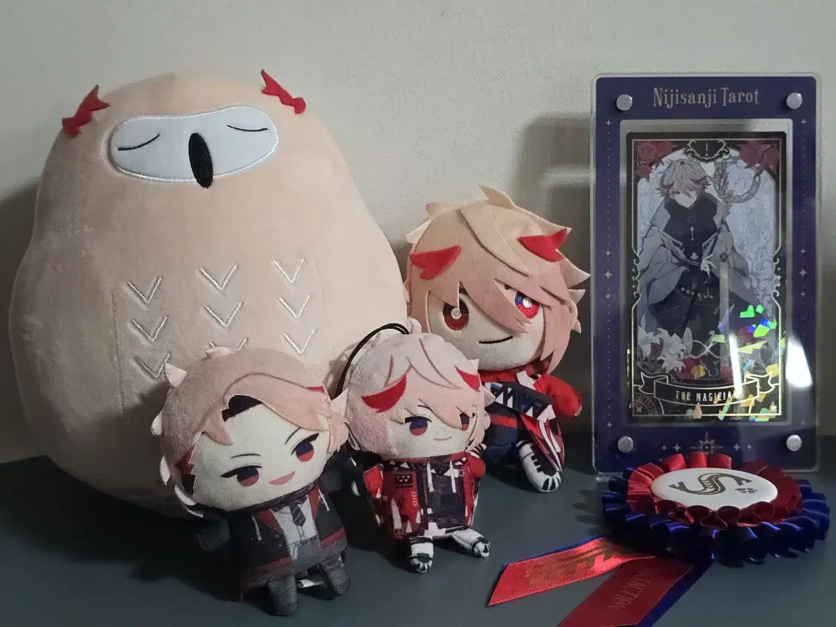 Sells NIJISANJI Vortex Seraph and other goods. Pape/Puppet/Nui/Cheki