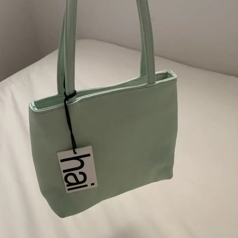 홈오브하이 HAI LITTLE SILK BAG LIGHT GREEN