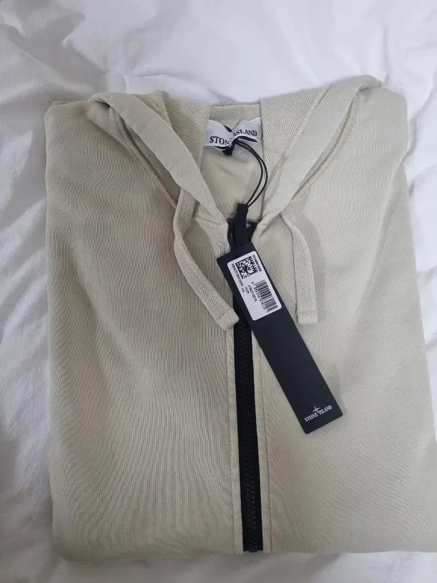 Stone Island Hooded Zip-up 24FW Beige