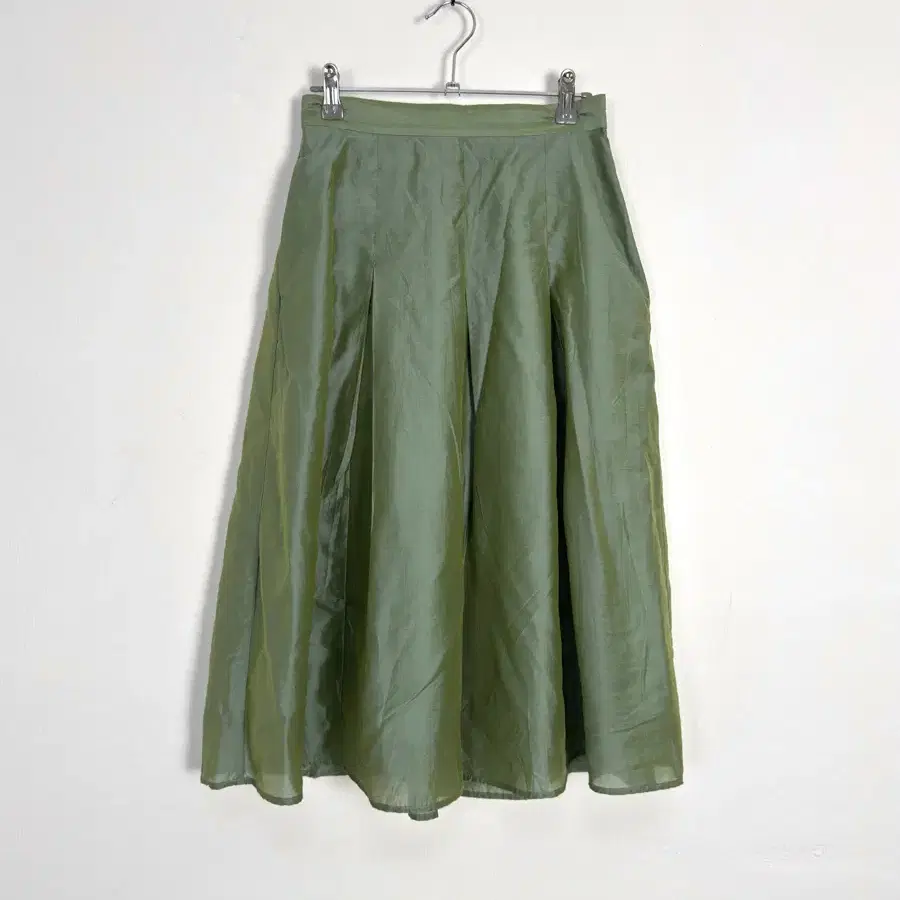 vintage glossy green midi skirt