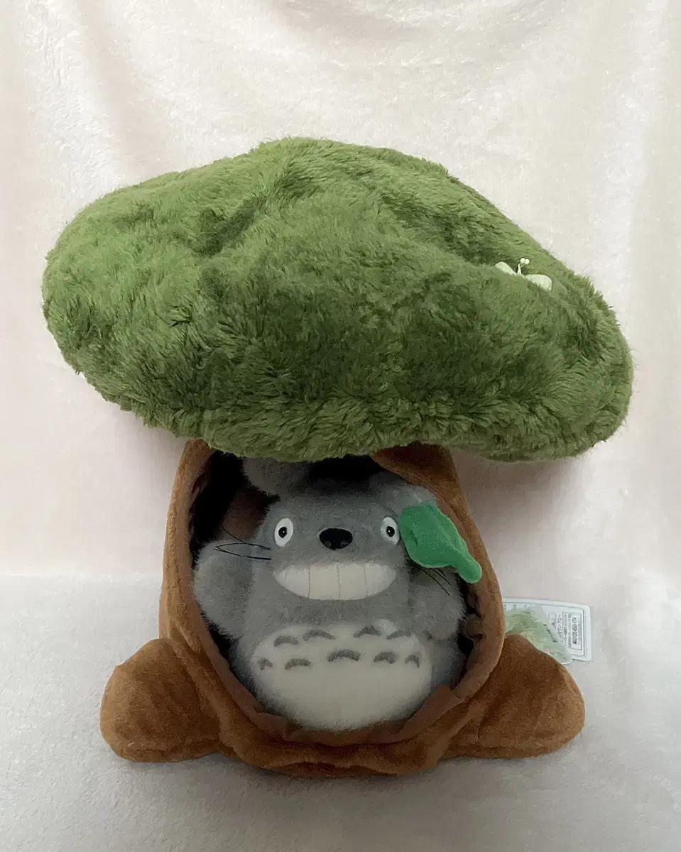 Classic Rare) Totoro Treehouse Stump doll Large