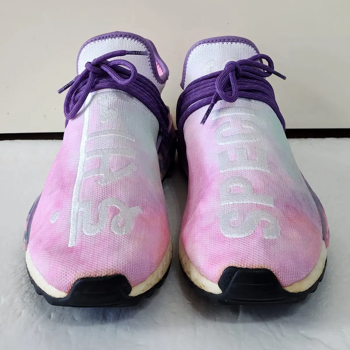 [275] 아디다스x퍼렐 NMD HU TR 홀리페스티벌ㅡ최저가