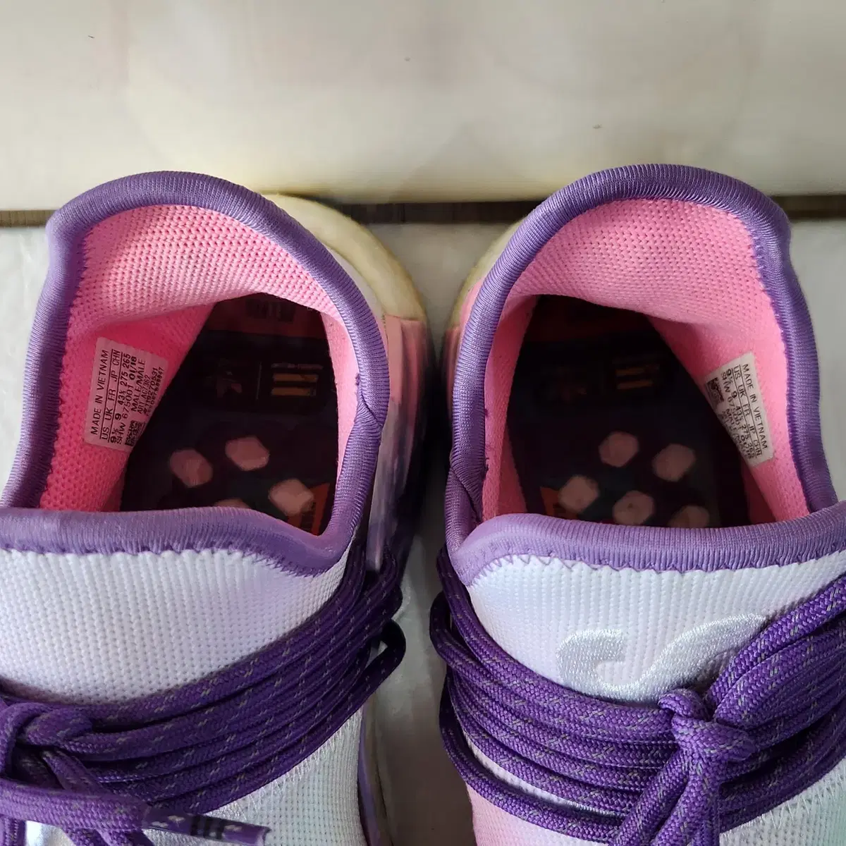 [275] 아디다스x퍼렐 NMD HU TR 홀리페스티벌ㅡ최저가