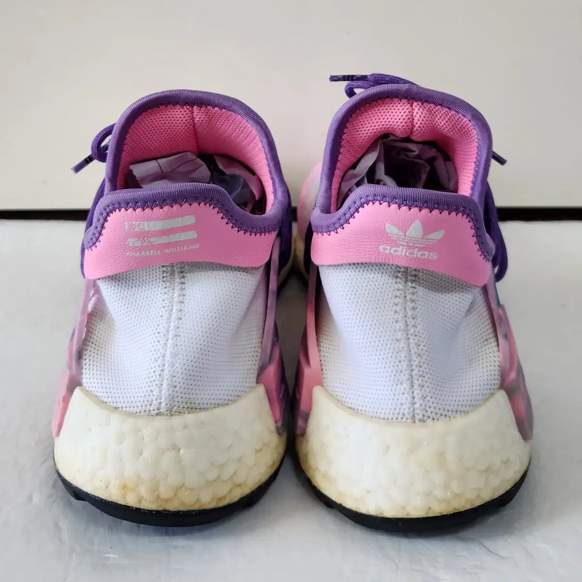 [275] 아디다스x퍼렐 NMD HU TR 홀리페스티벌ㅡ최저가