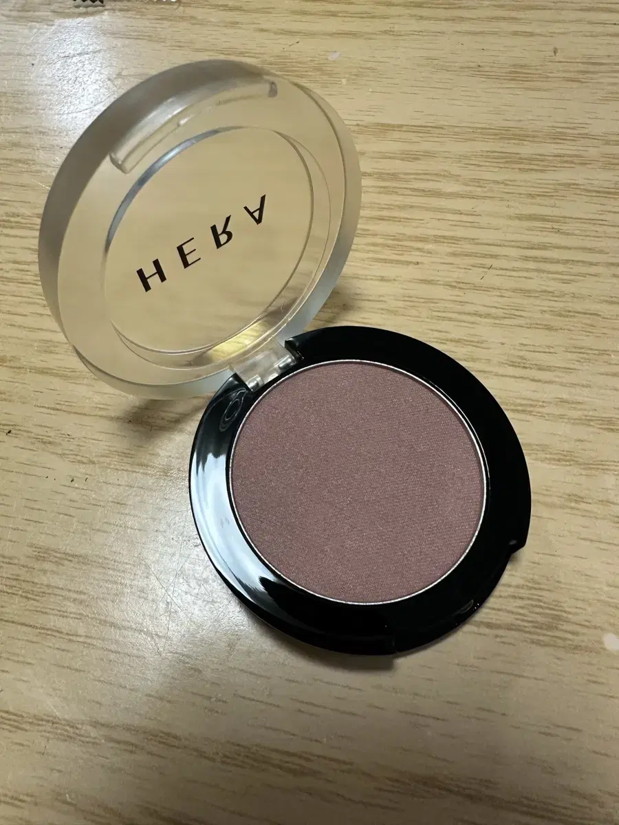 Hera Eyeshadow Rosy Suede