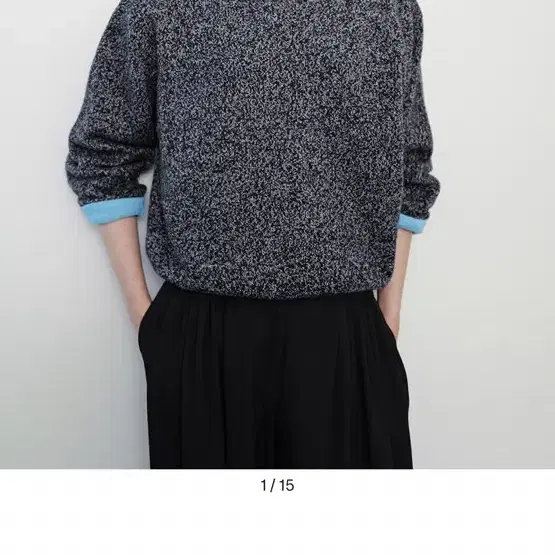 문달 오블리크 니트 Oblique Neck Knit in Black