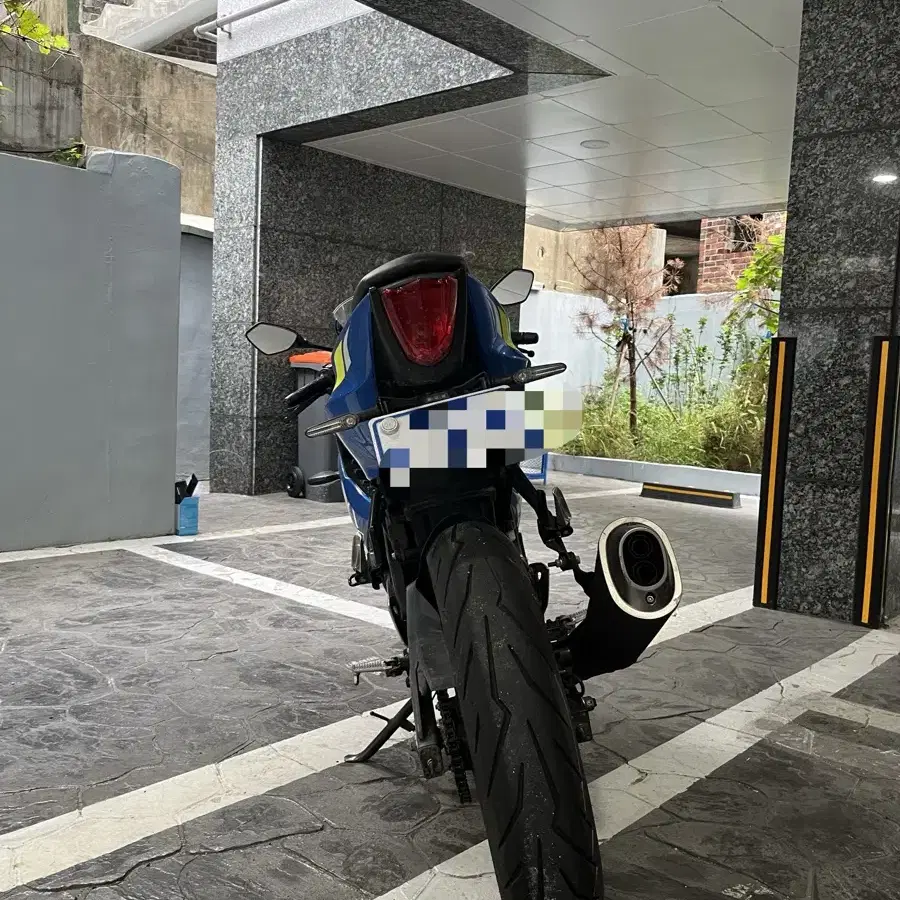 스즈키 gsx-r125 19년식!!