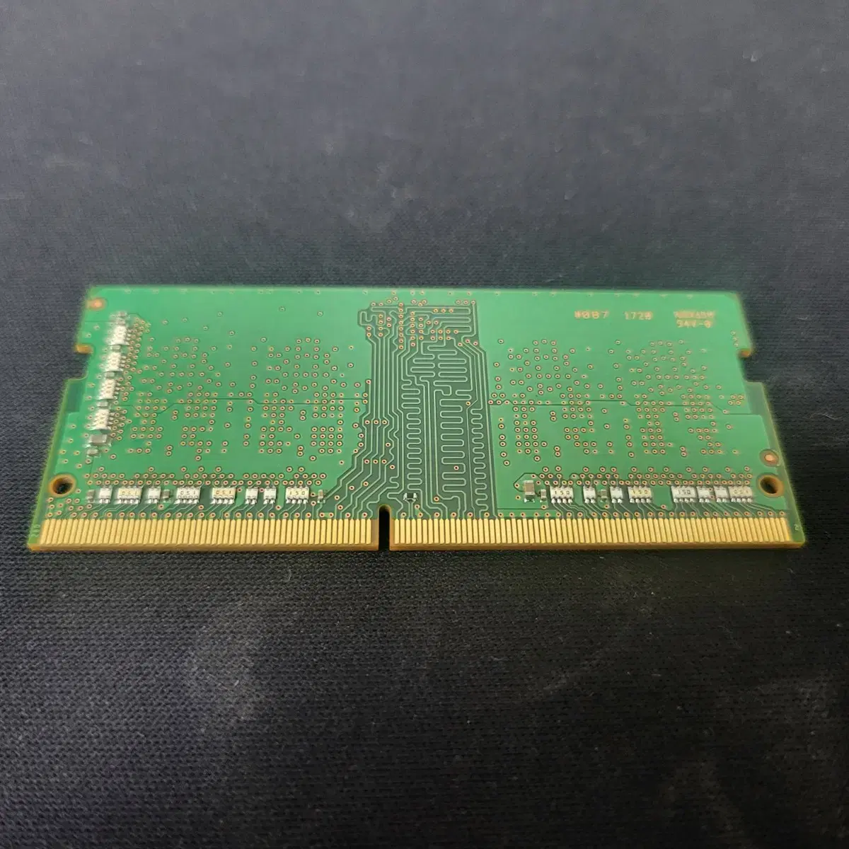 삼성 노트북메모리 DDR4 4GB 2400