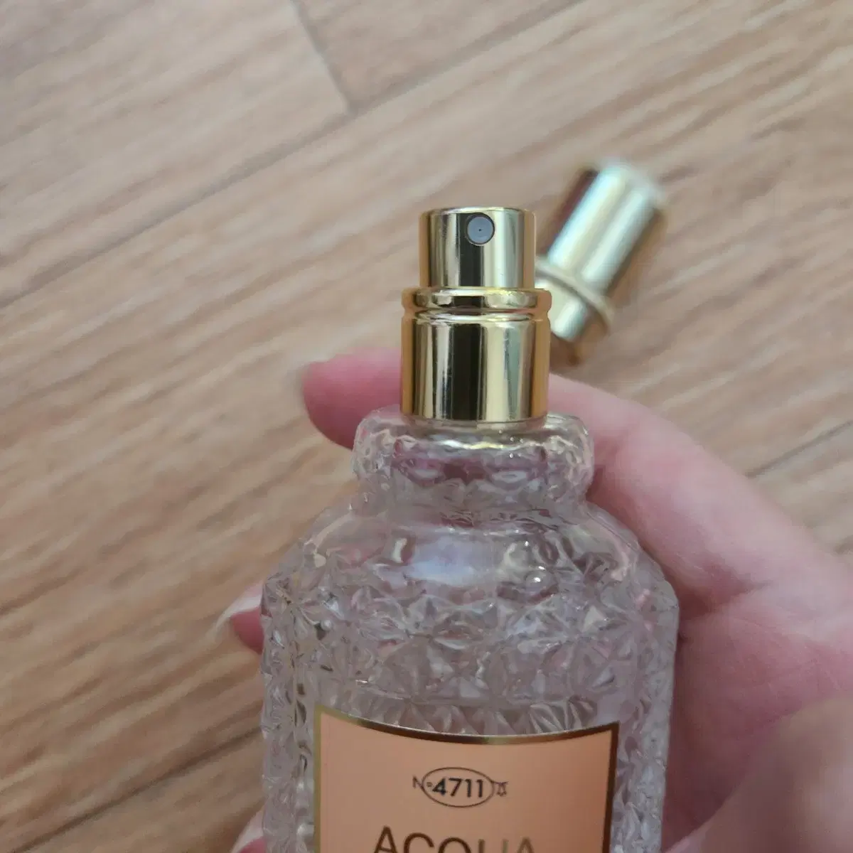 사칠일일 아쿠아콜로니아 화이트피치앤 50ml