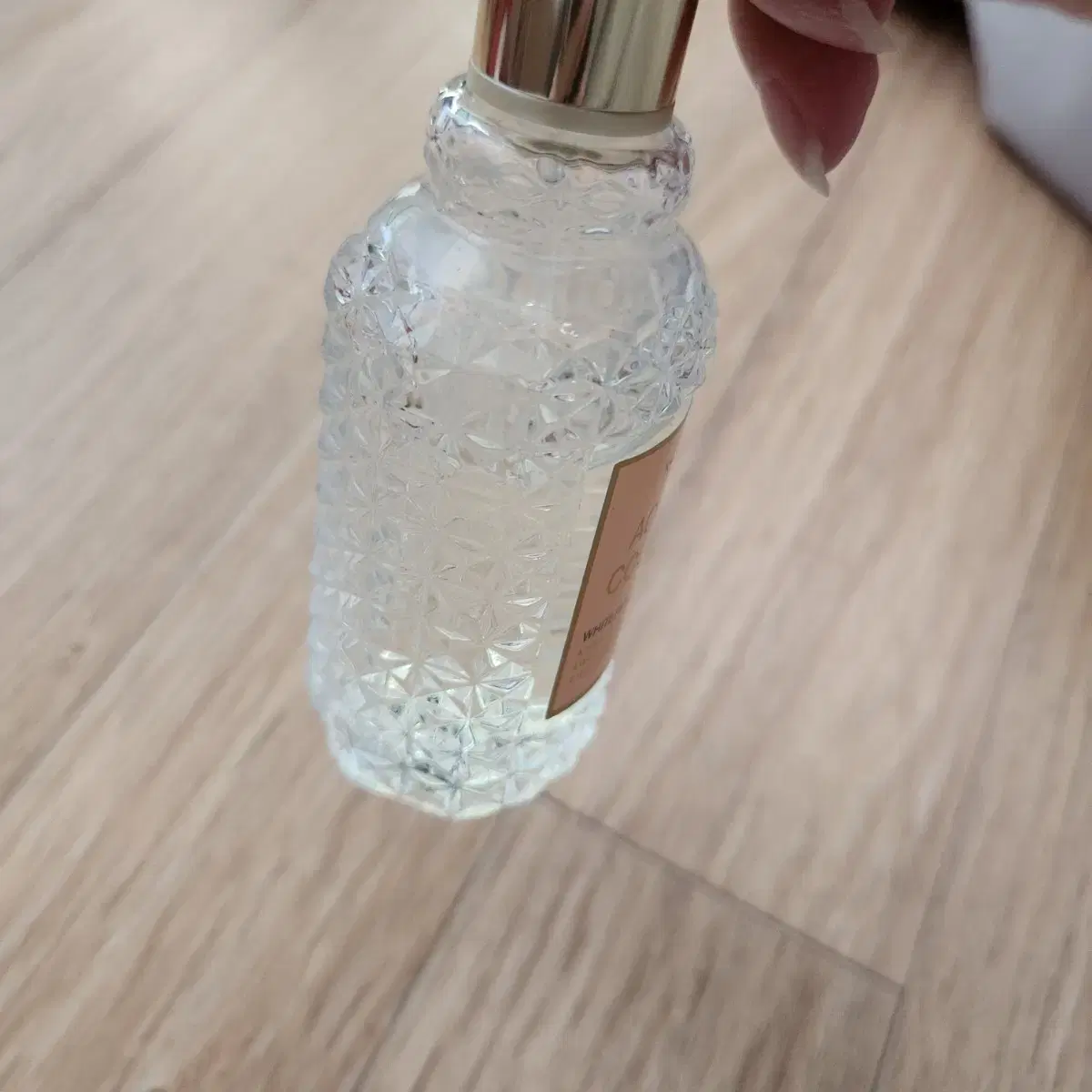 사칠일일 아쿠아콜로니아 화이트피치앤 50ml