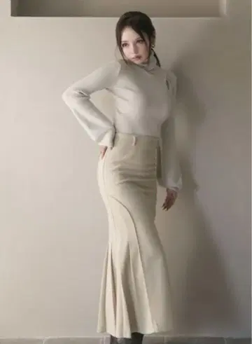 andmary 리디아 플리츠 슬릿 스커트