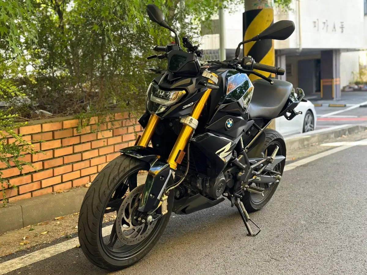 첫눈 이벤트 오늘하루 이가격!BMW G310R 23년식 판매합니다.