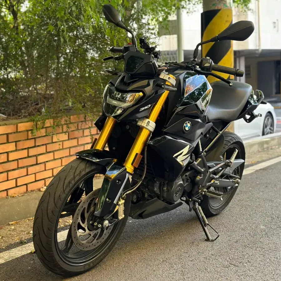 BMW G310R 23년식 판매합니다.