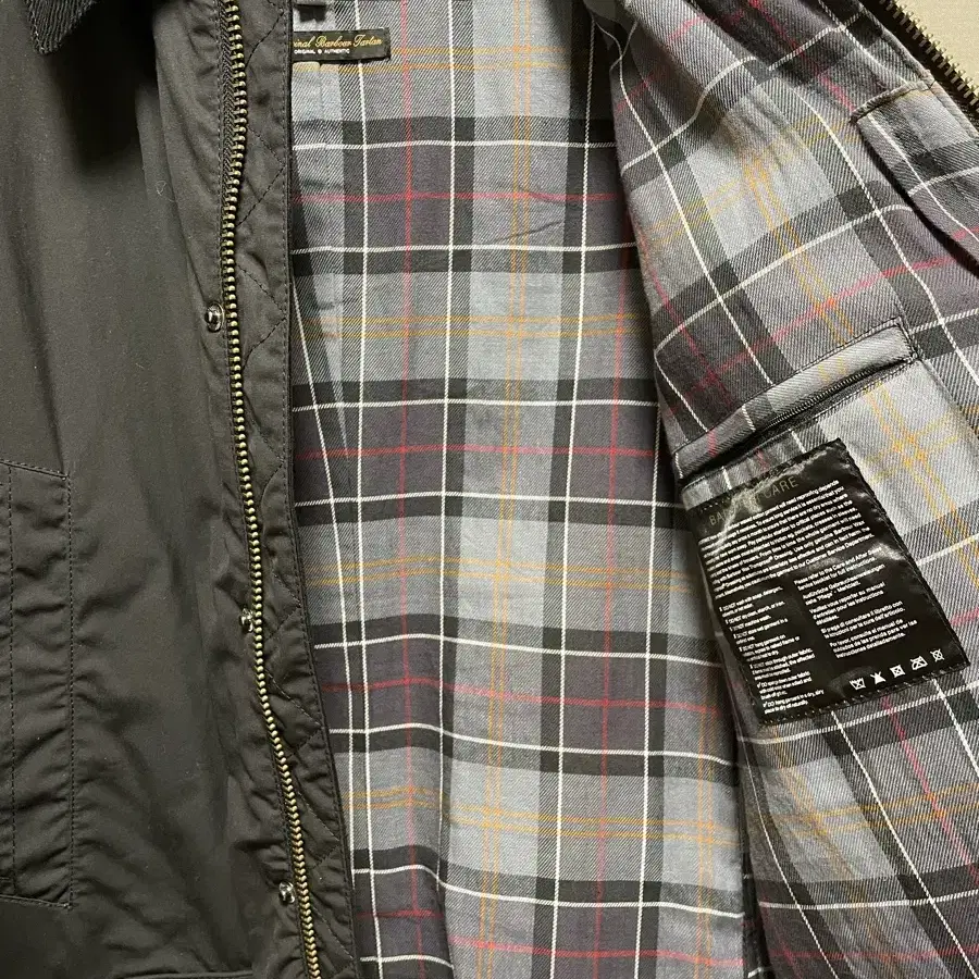 바버 Barbour 브리스톨 블랙 M사이즈 판매