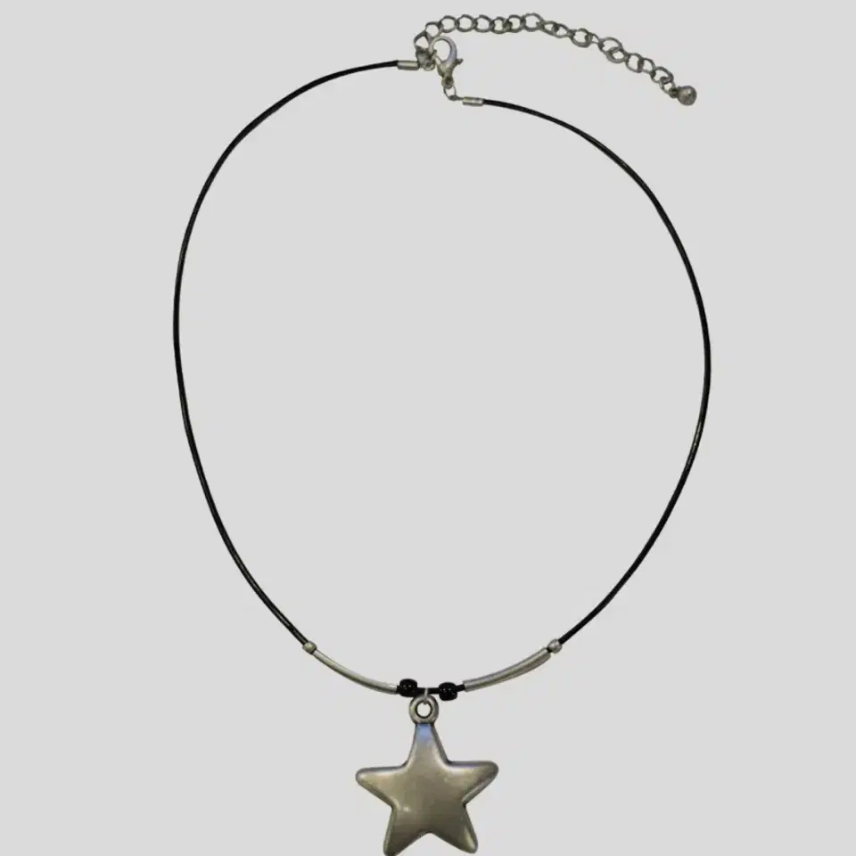 Bold Star Necklace 레씨토 별 목걸이