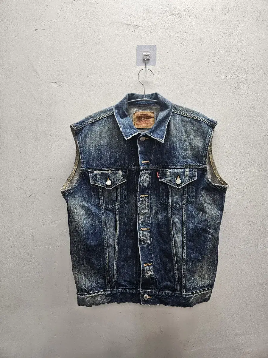 XL Levi's Vintage Vest Jeans Jacket