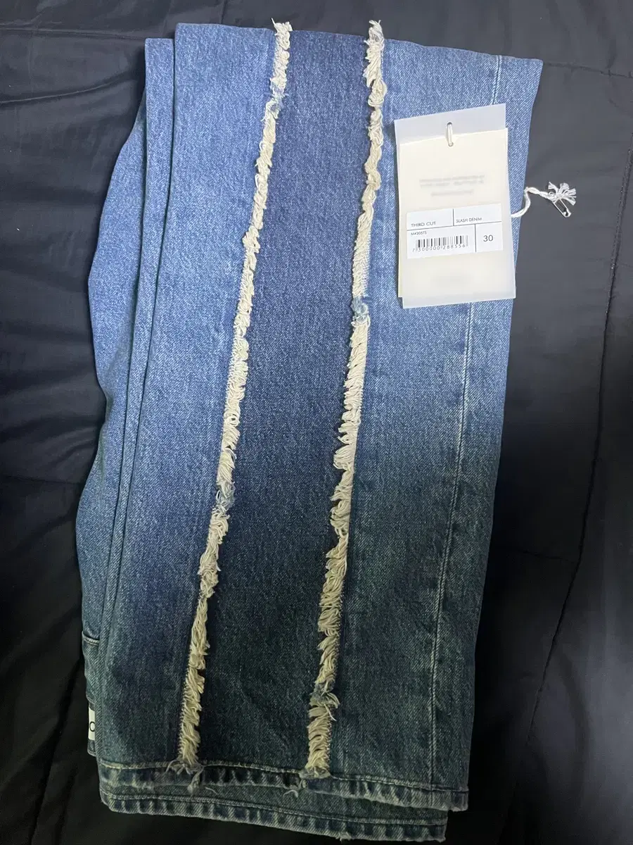 Haregashi Slashed Denim Three-Cut 30