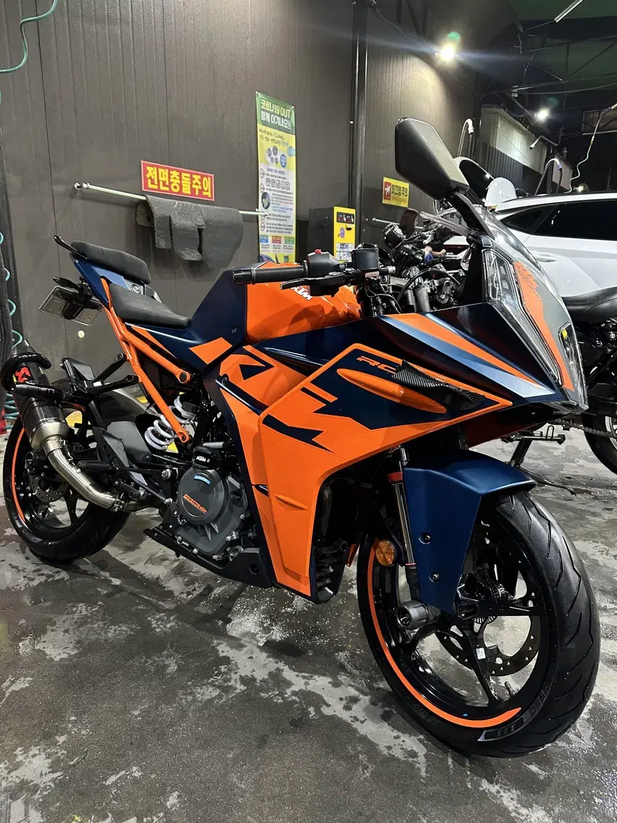 ktm RC390 아크라 풀배기 상태A급