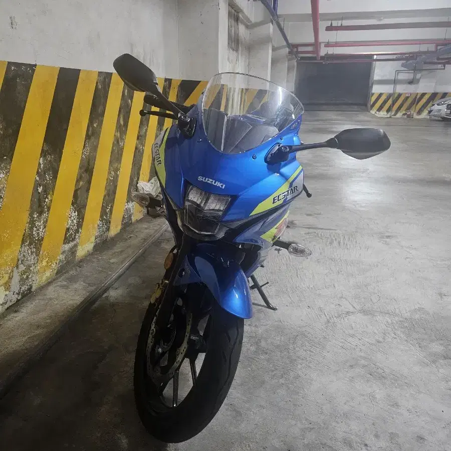 신차급 gsx-r125 23년식 판매