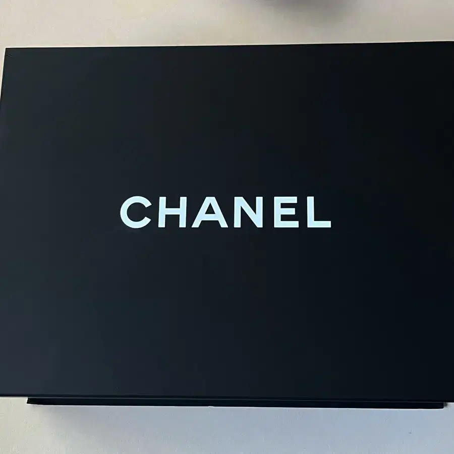 Chanel(샤넬) 클래식 점보 L사이즈 블랙 은장 램스킨